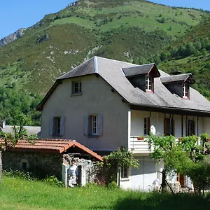 Maison Lacoste Bed & Breakfast